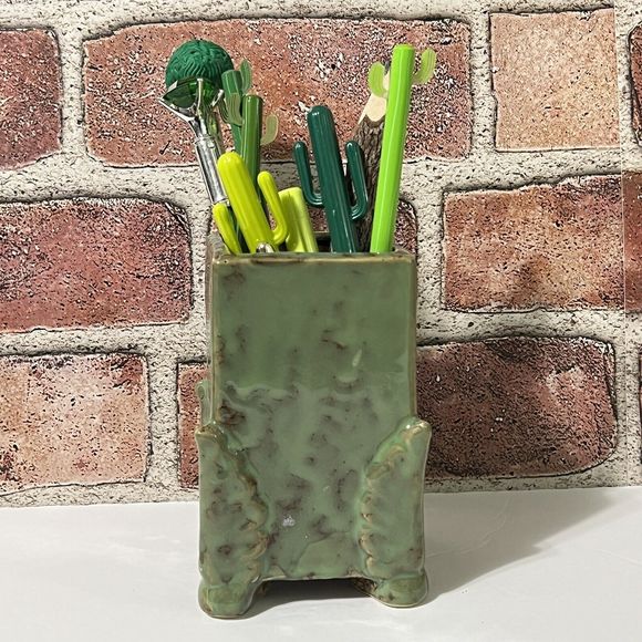 VINTAGE Ceramic Footed Bud Vase Pencil Holder Wabi Sabi Green Glossy Glaze - Picture 4 of 11